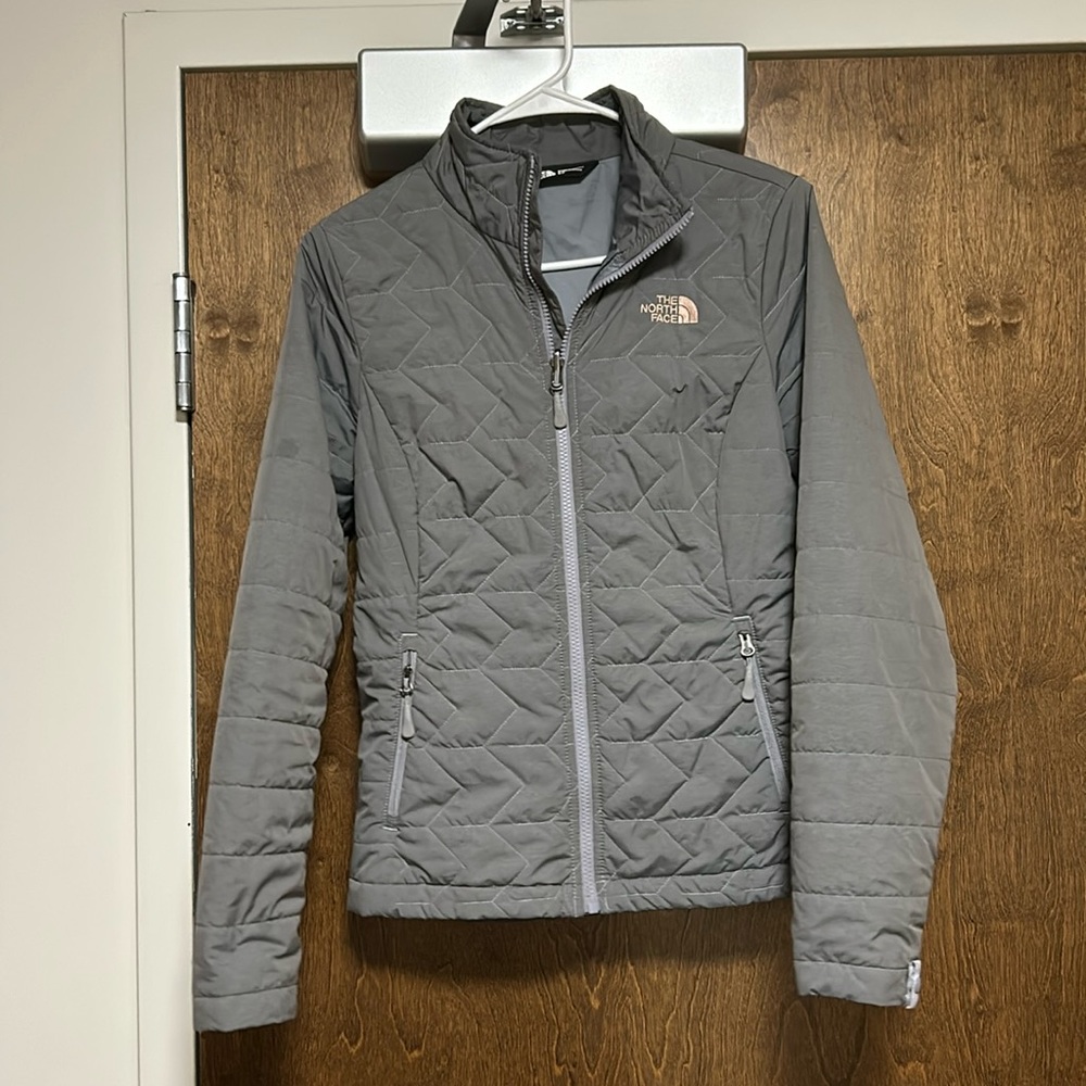 North Face Women’s Size Small Zip Up Jacket Grey